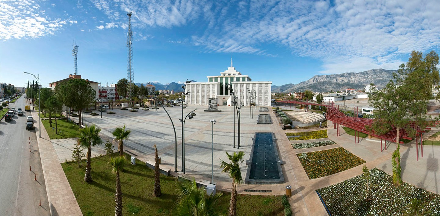 Döşemealtı Belediyesi Hizmet Binası